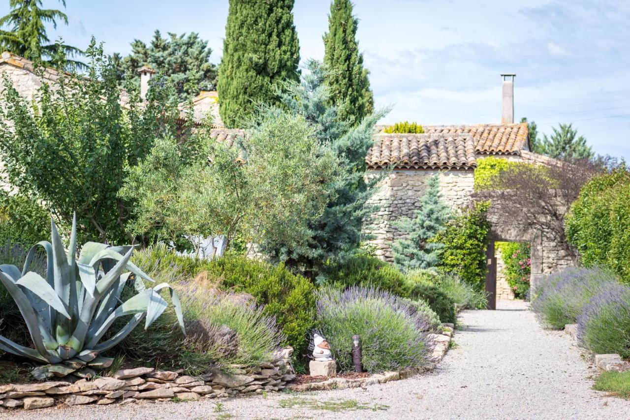 Mas De La Rivoire B&B Villevieille Bagian luar foto