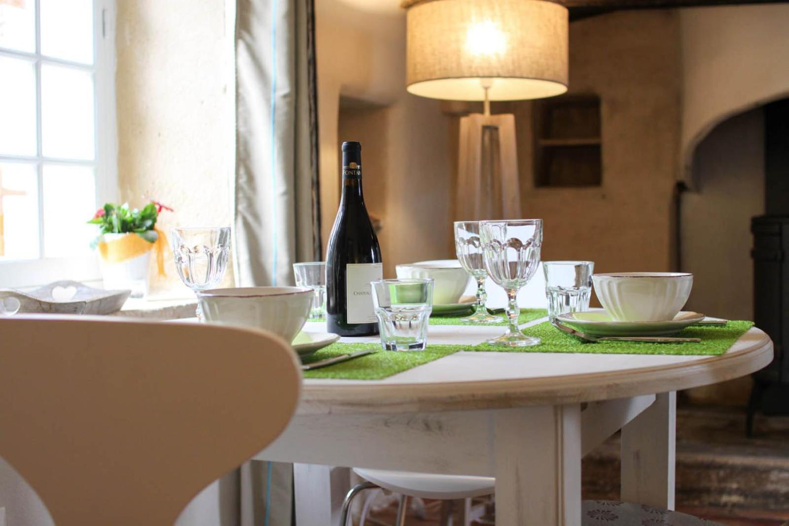 Mas De La Rivoire B&B Villevieille Bagian luar foto