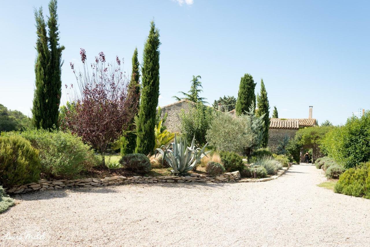 Mas De La Rivoire B&B Villevieille Bagian luar foto